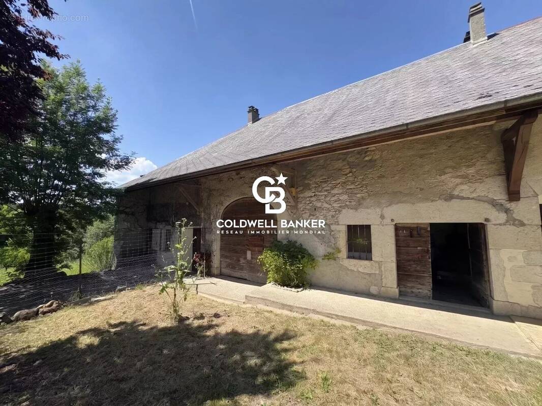 Maison à ALLONZIER-LA-CAILLE