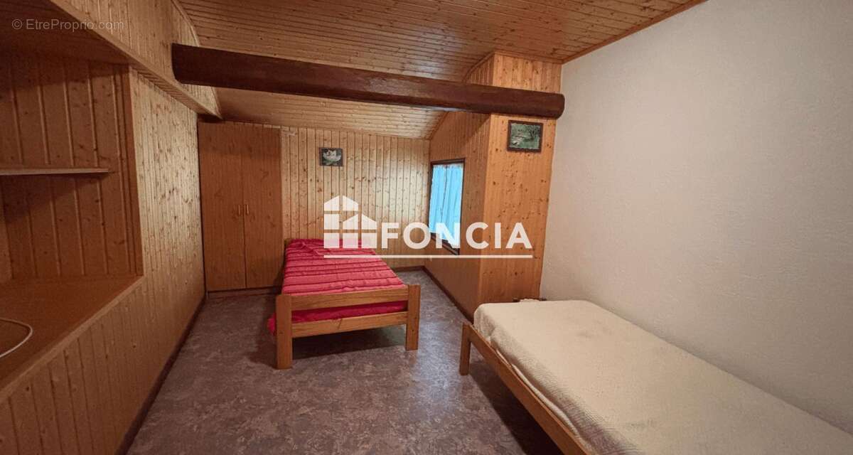 À VENDRE – FONTCOUVERTE-LA TOUSSUIRE Maison individuelle – Hameau calme – Proche domaine skiable des Sybelles Ce bien répondra à - photo 8