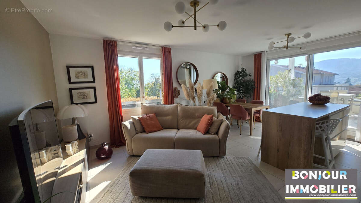 Appartement à RIVES