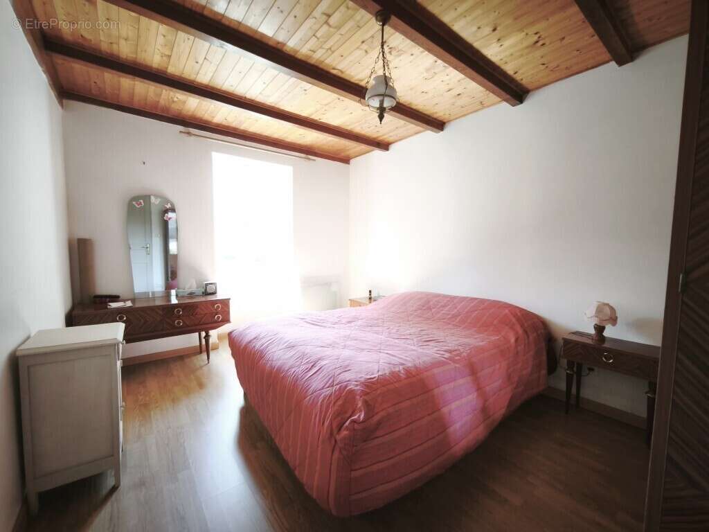 Maison à BERNEUIL