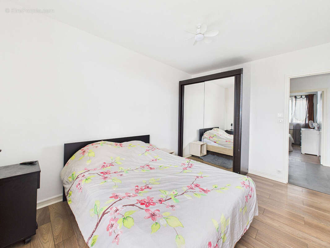 Appartement à BOURG-LES-VALENCE