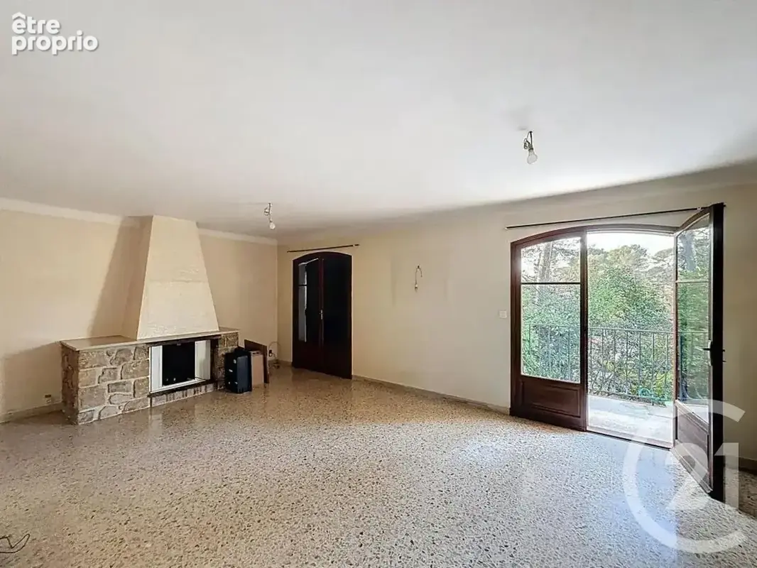 Maison 138 m² à Roquefort-Les-Pins  - photo 16