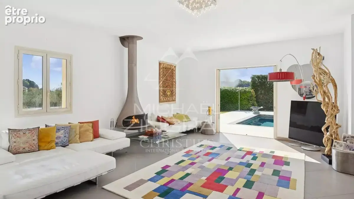 Villa avec piscine à Grasse, à 5 minutes d'Opio – 340 m² – Terrain de 5 000 m² - photo 6