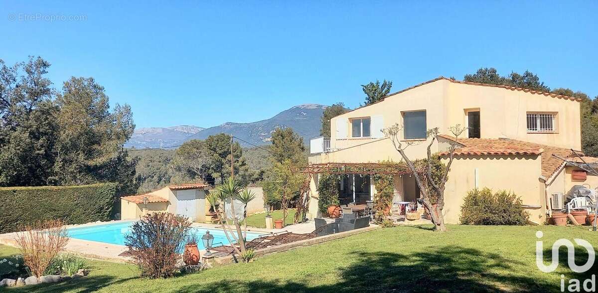 Photo 2 - Maison à ROQUEFORT-LES-PINS