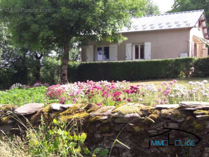 Maison à PONT-DE-SALARS