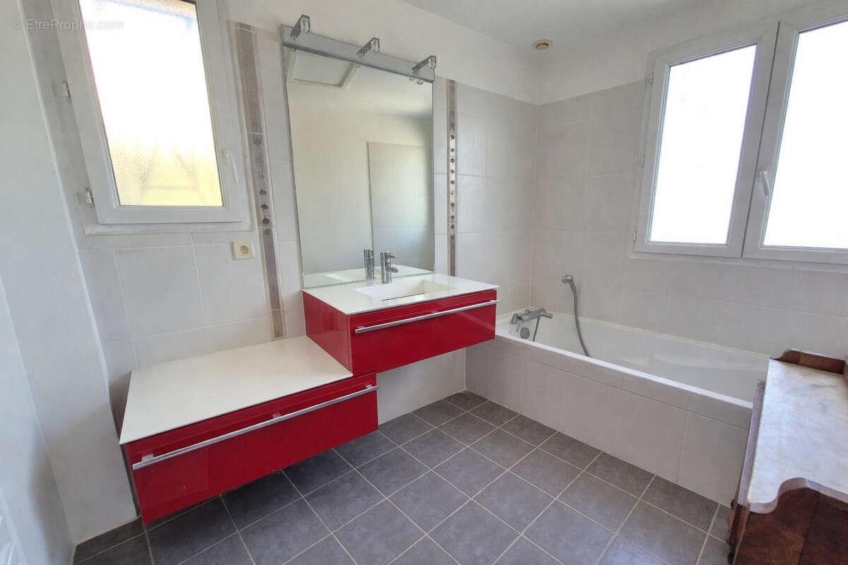 Appartement à HYERES