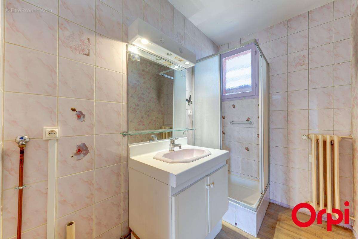 Appartement à VILLEURBANNE