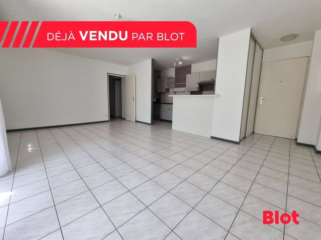 Appartement à MELESSE