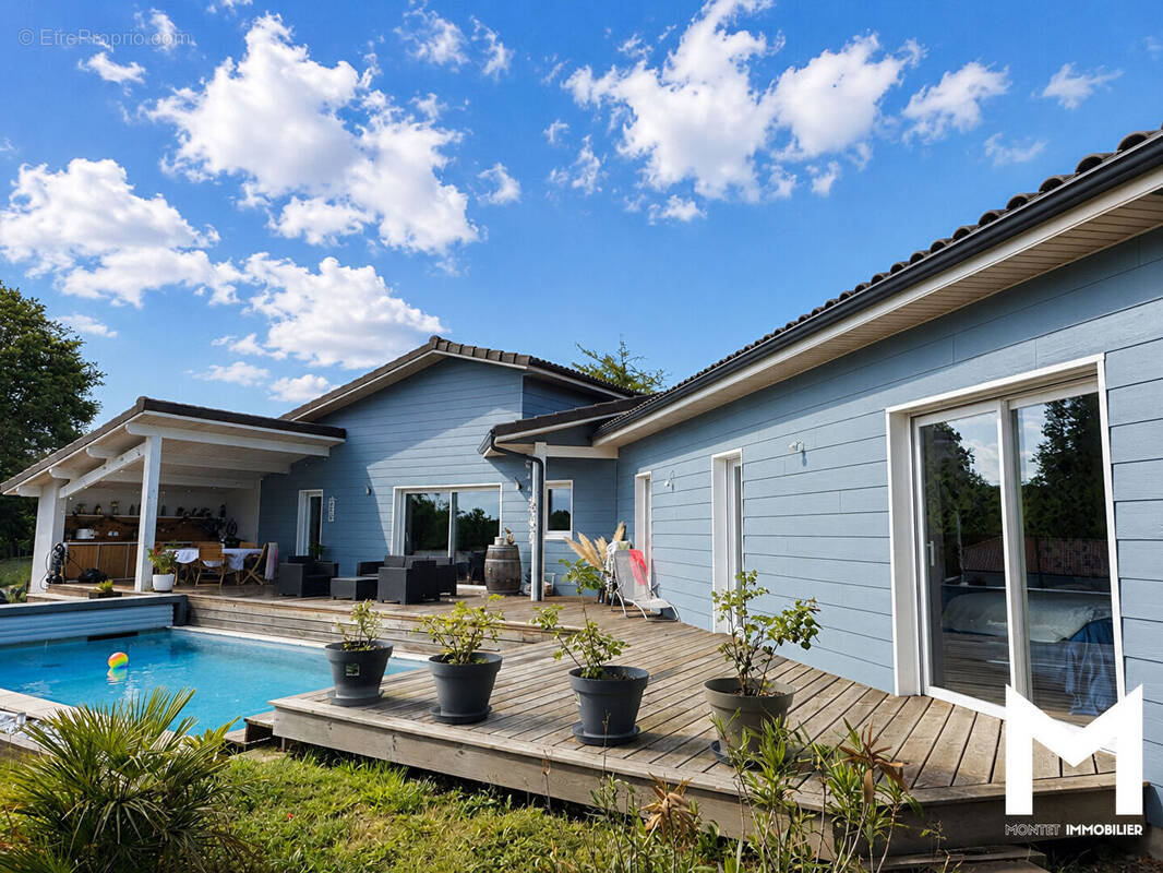 Maison à COULOUNIEIX-CHAMIERS
