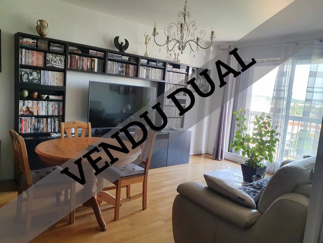 Appartement à VILLEMOMBLE