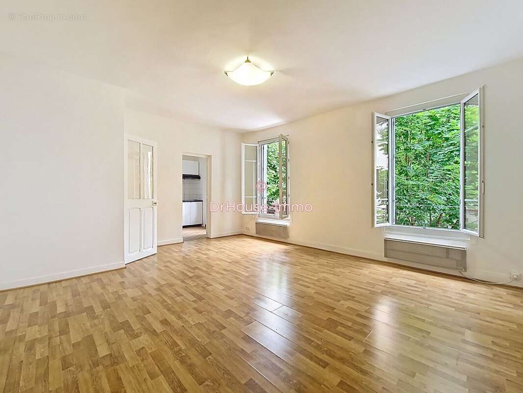 Appartement à LE BOURGET