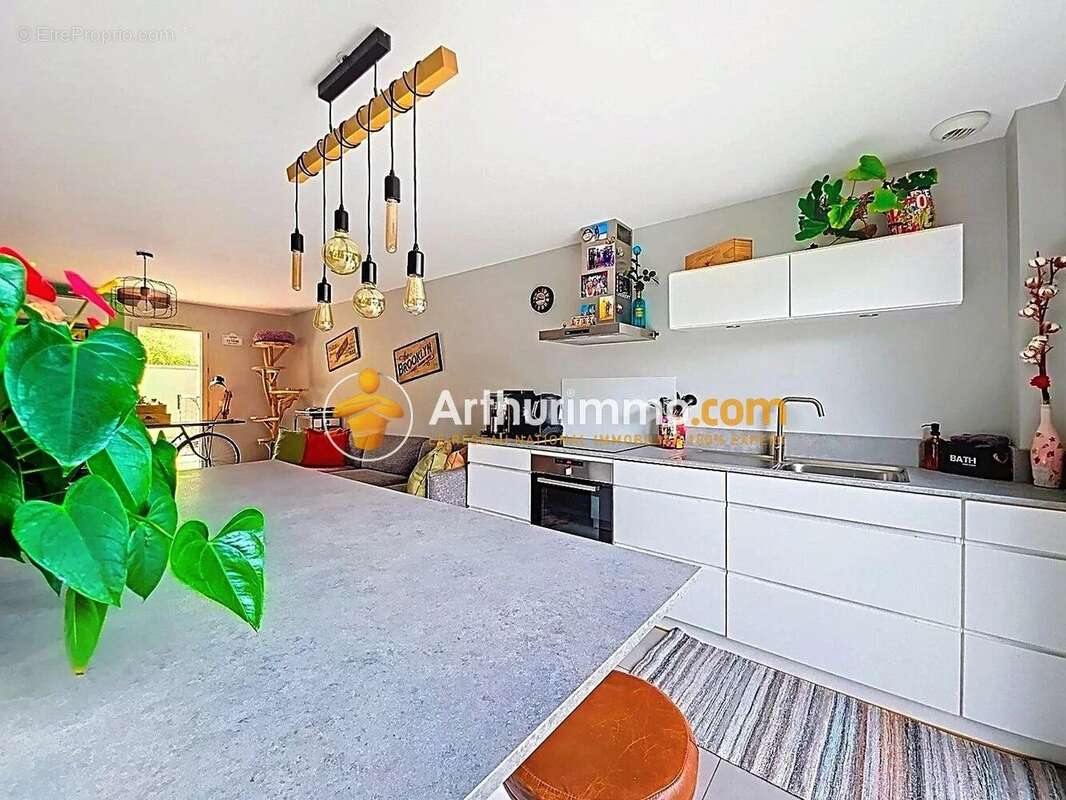 Maison à LA VERPILLIERE