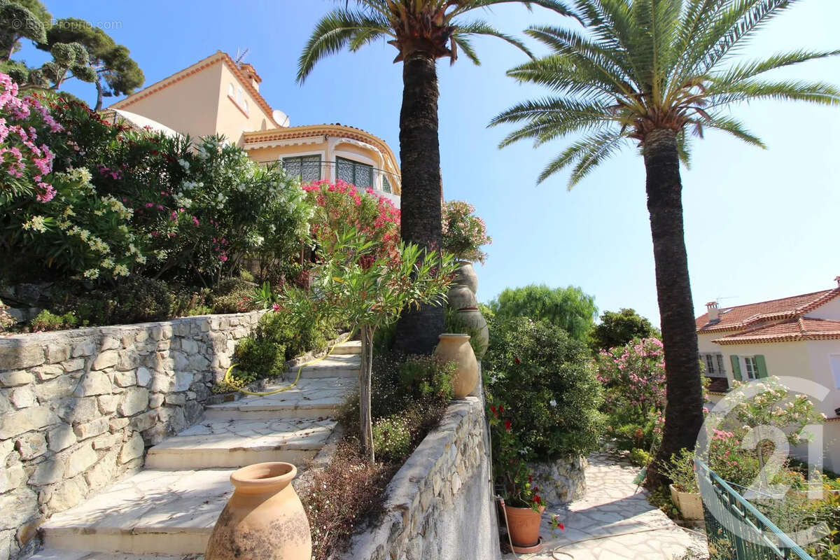 Maison à ROQUEBRUNE-CAP-MARTIN