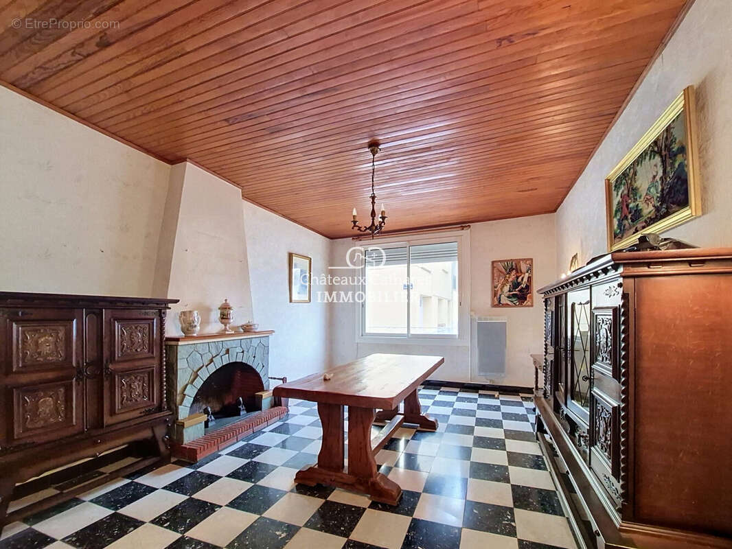 Maison 121 m² à Saint-Paul-De-Fenouillet  - photo 2