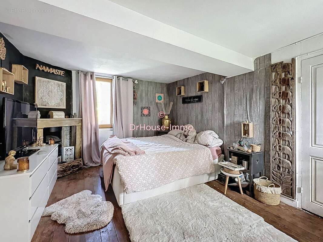 Maison à LAMONZIE-SAINT-MARTIN