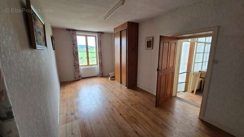 Belle maison de caractère  -   AIGUEPERSE (69) - photo 10
