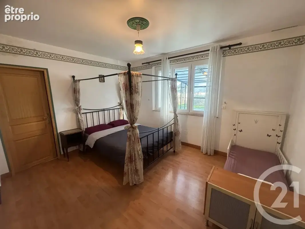 Maison 219 m² à Etais-La-Sauvin  - photo 12