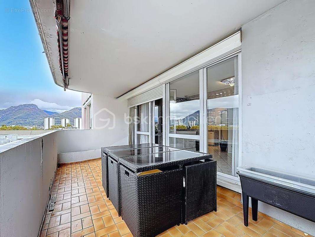 Appartement à ECHIROLLES