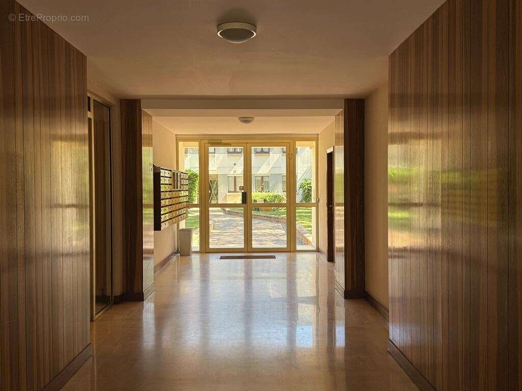 Appartement 68 m² à Clamart  - photo 8