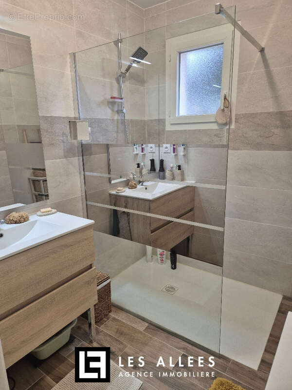 Maison à PUY-SAINT-MARTIN