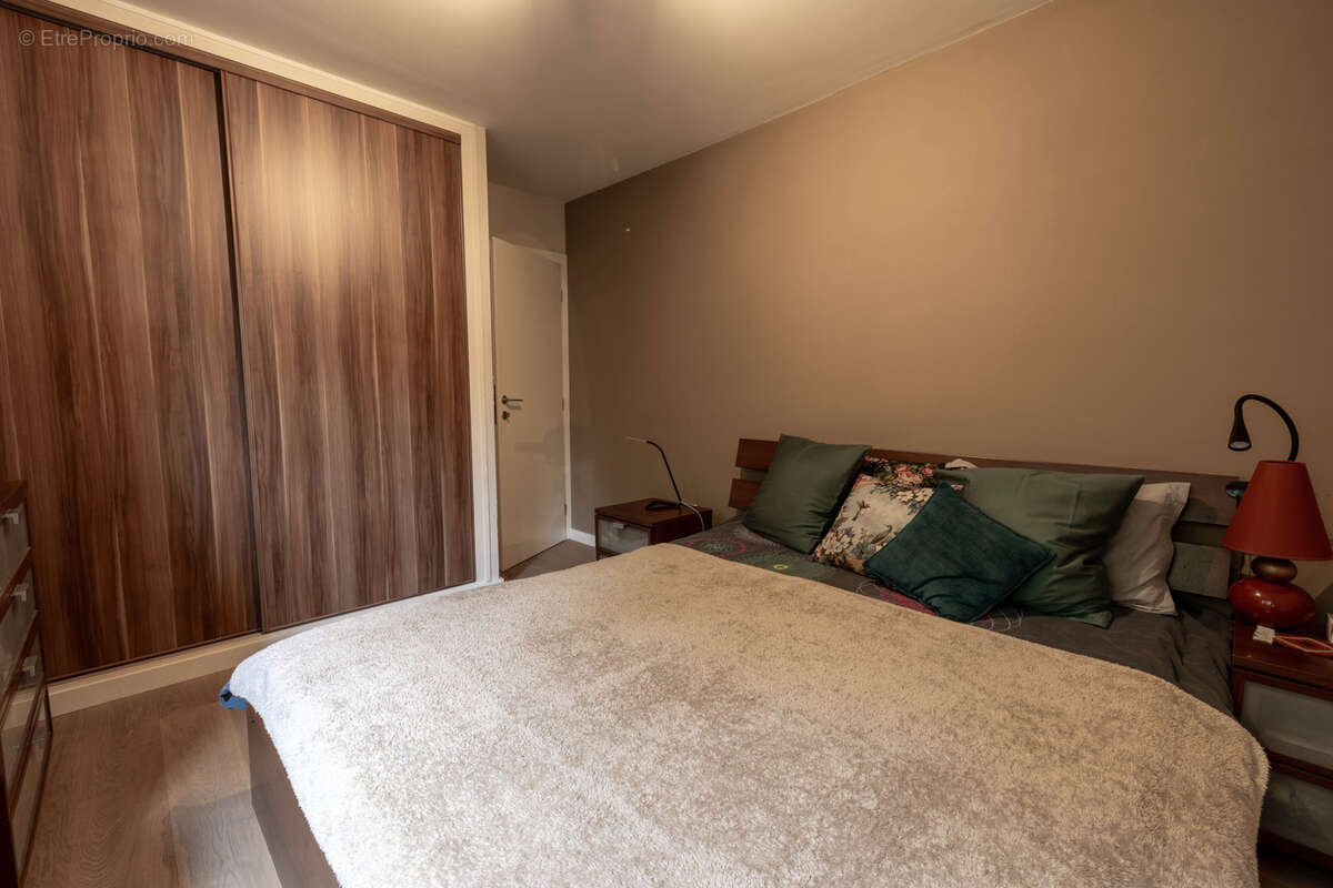 Appartement à SAINT-CERGUES