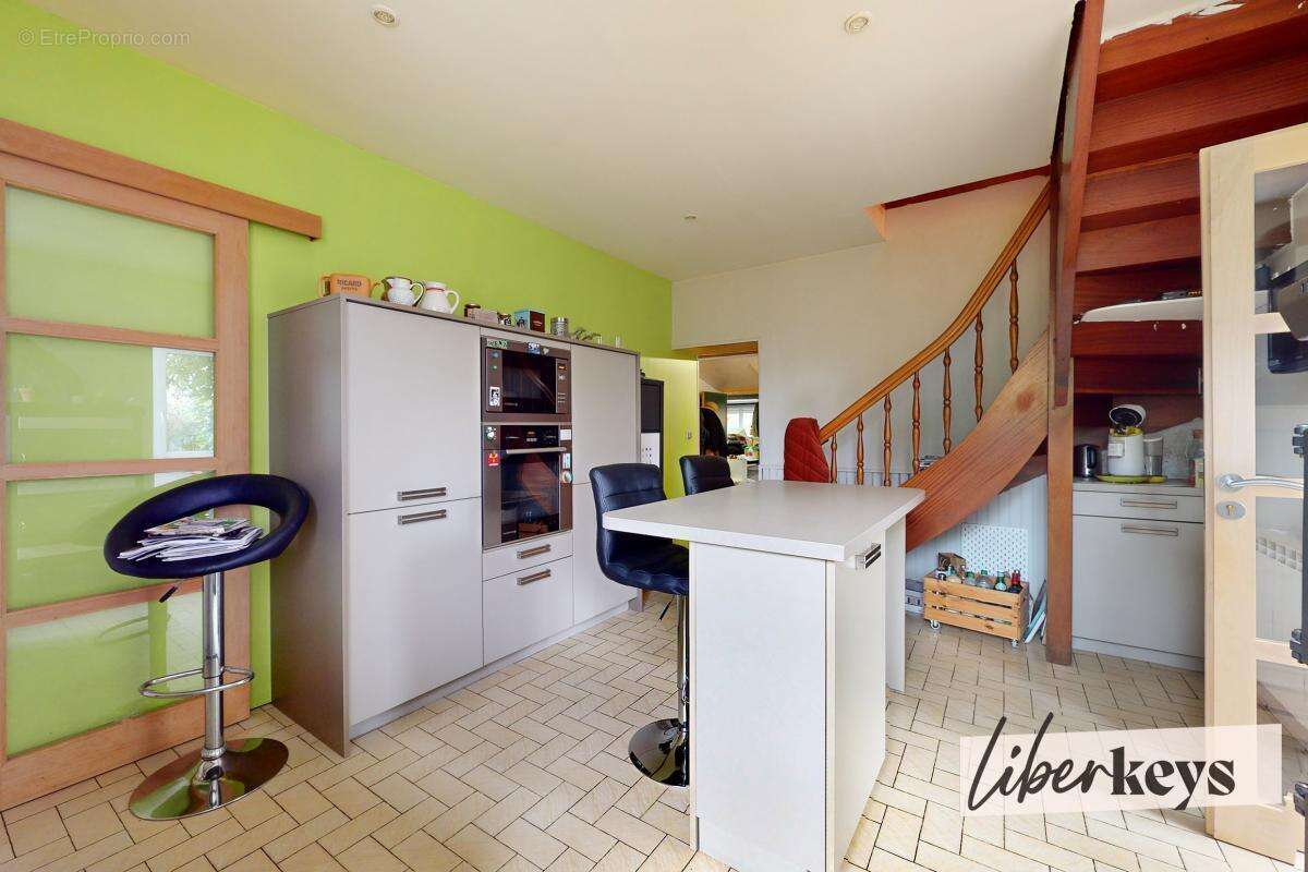 Maison à TREVOU-TREGUIGNEC