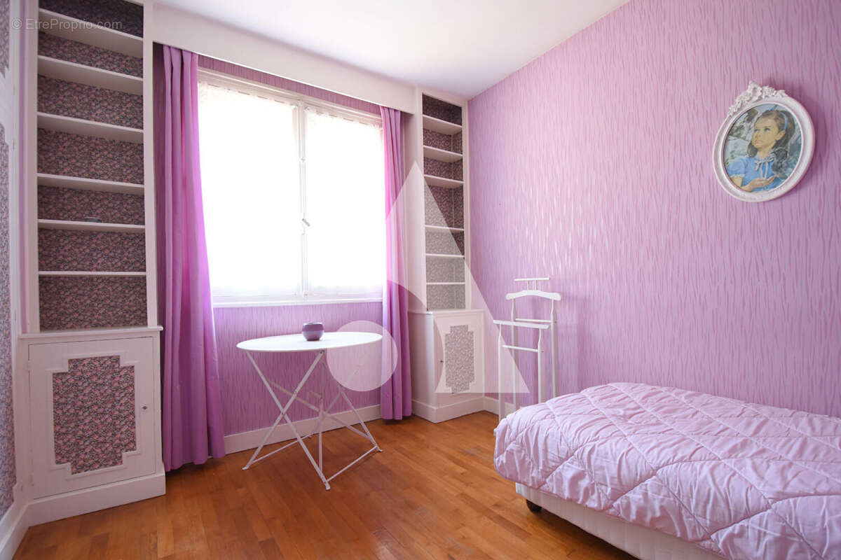 Maison à AVILLY-SAINT-LEONARD