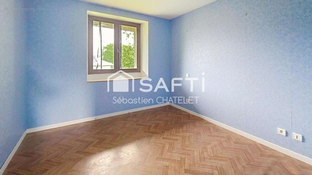 Appartement 85 m² à Saint-Ours  - photo 8