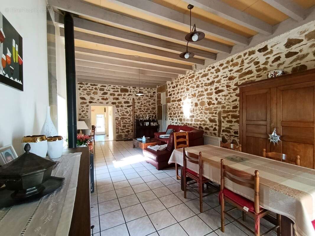 Maison 290 m² à Valliere  - photo 5