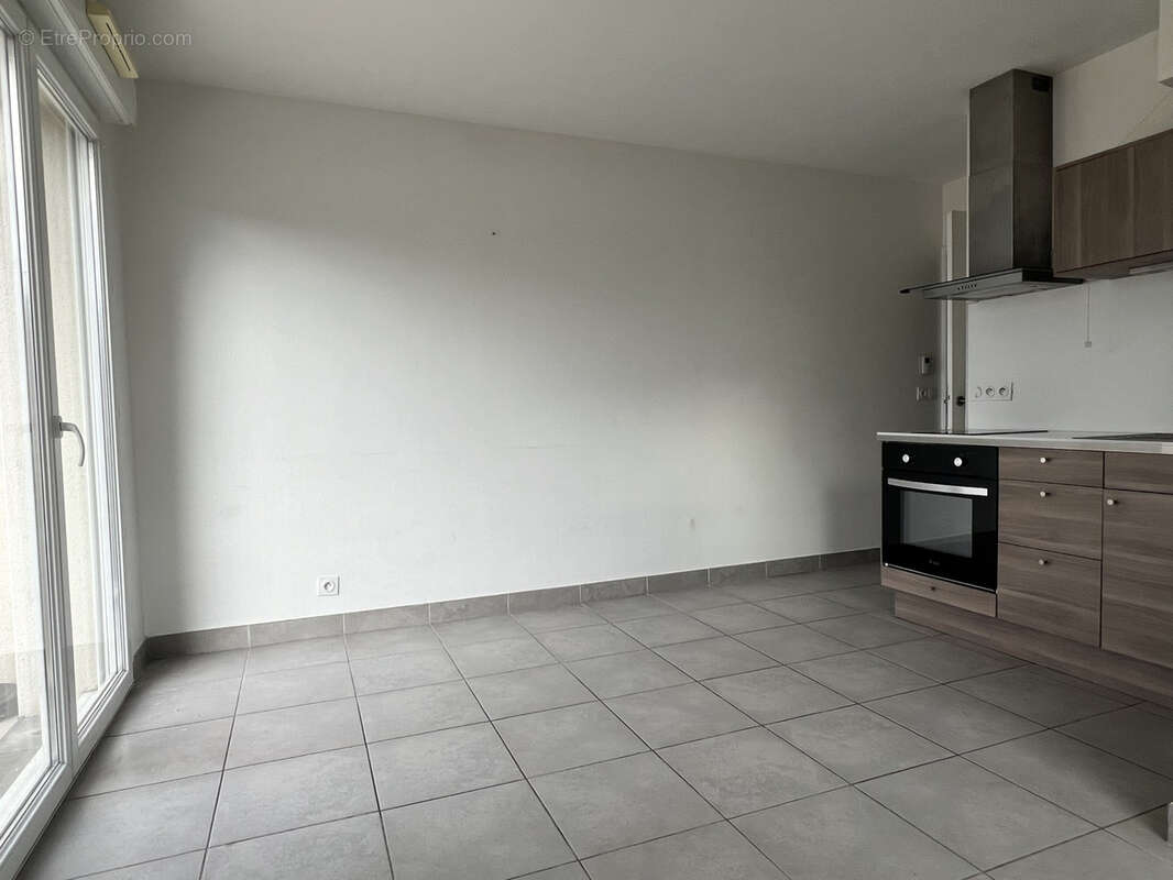 Appartement à VETRAZ-MONTHOUX