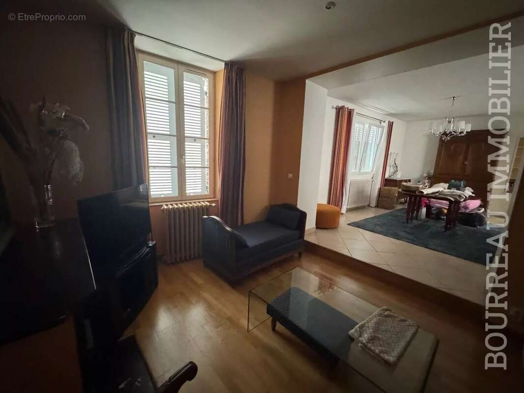 Appartement à JOIGNY