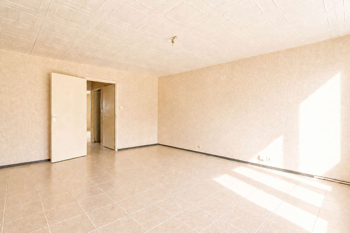 Appartement à CHARLEVILLE-MEZIERES