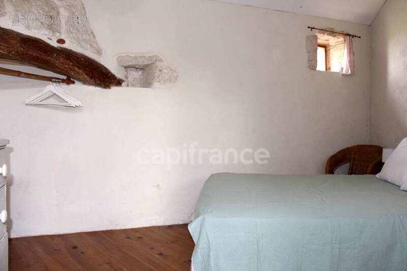 Maison à SAINT-CLAR