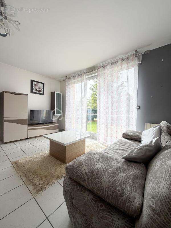 Appartement à TIGERY
