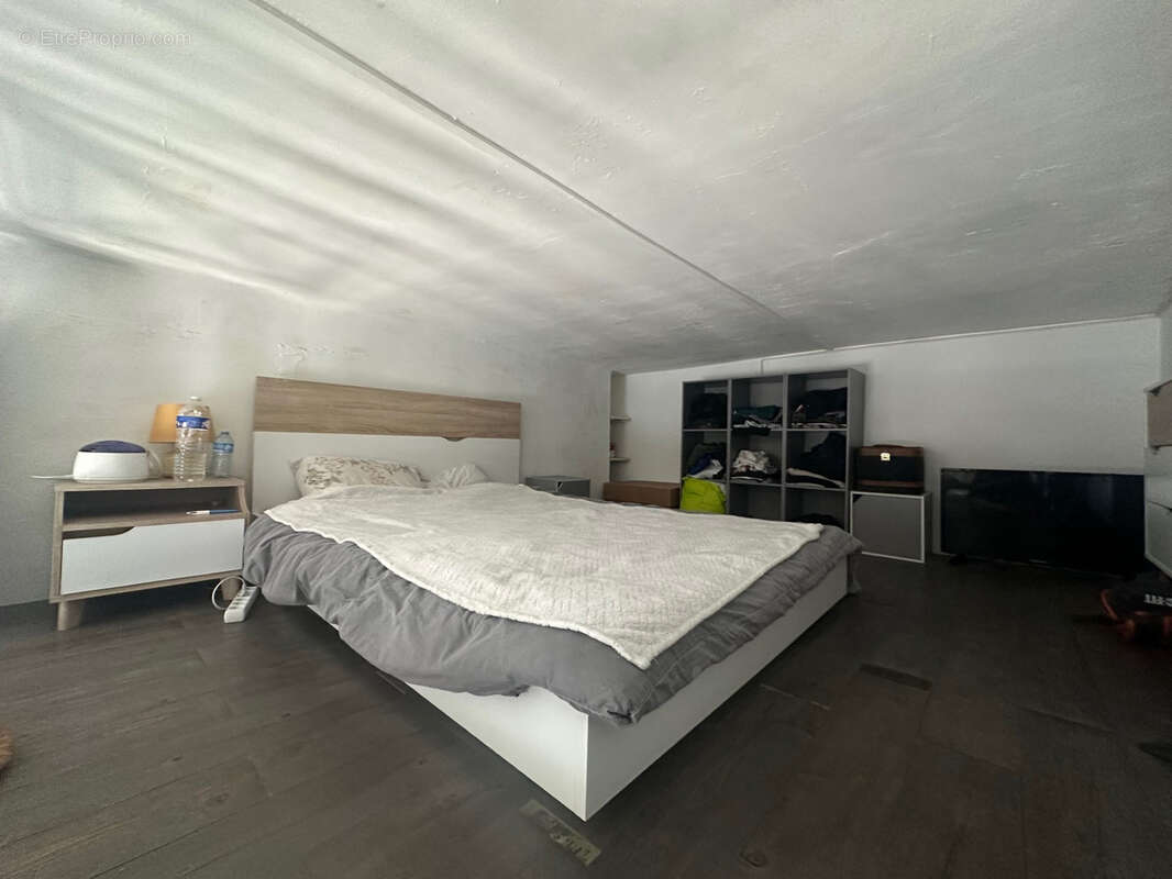 Appartement à MAUGUIO