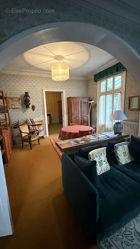 Maison à PRUNAY-CASSEREAU