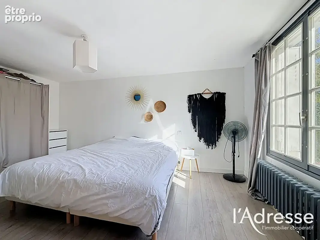 SAINT-AVERTIN - CANGÉ - Maison  à rénover 90 m² avec terrain de 760 m², garages - photo 6