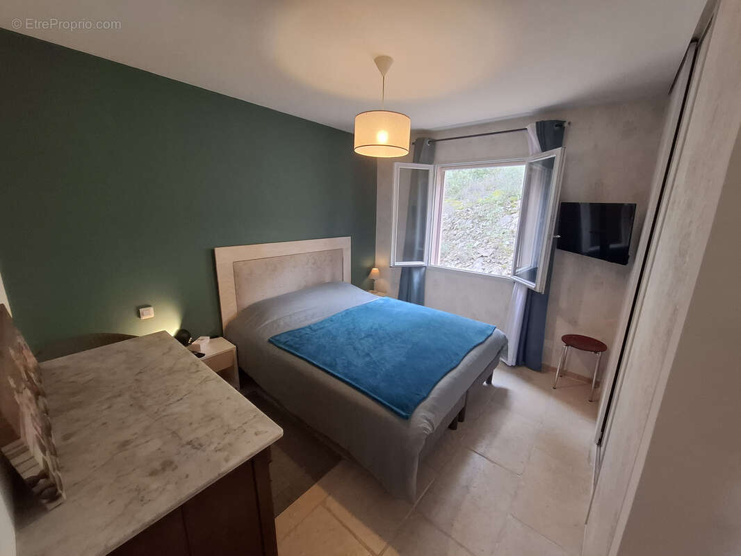 Maison à SAINT-ETIENNE-DU-GRES