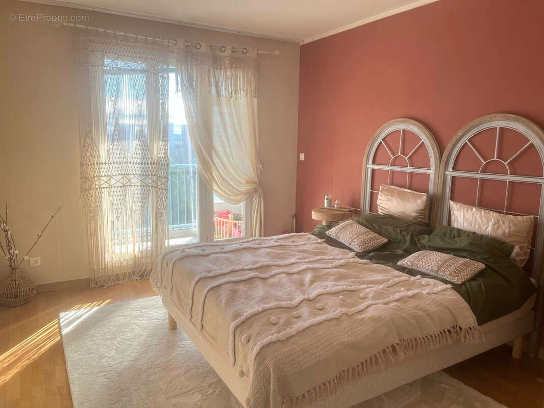 Appartement à VENISSIEUX