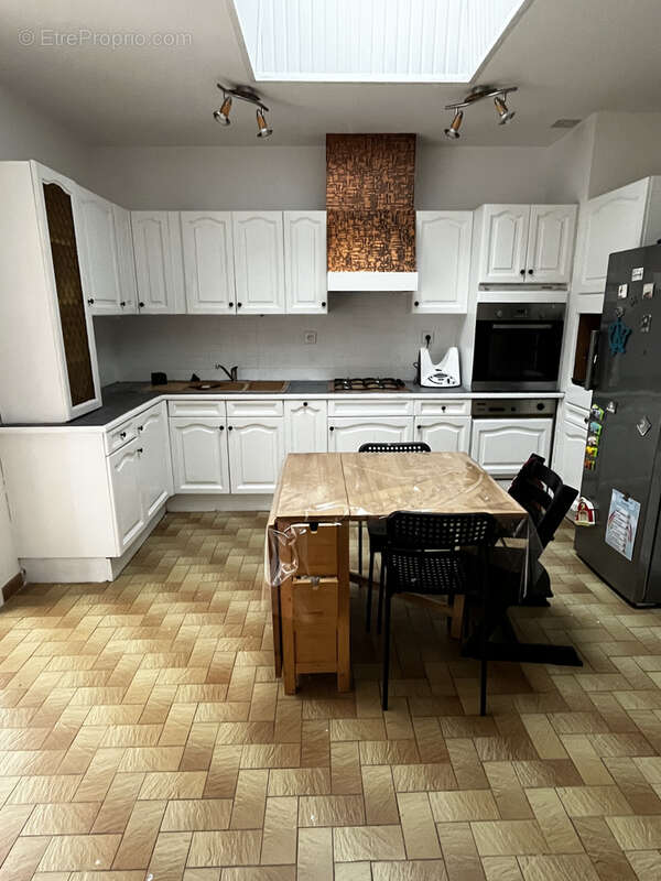 Maison à SAINTE-COLOMBE-EN-BRUILHOIS