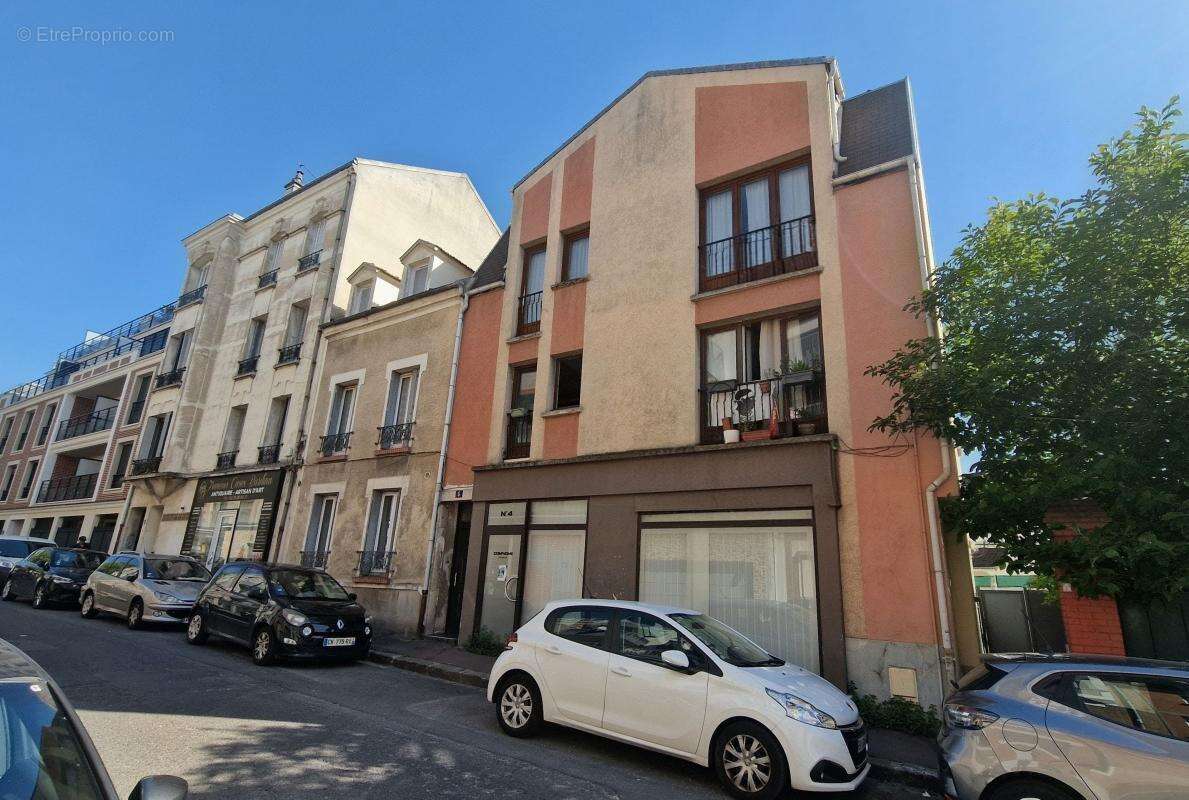 Appartement à NEUILLY-PLAISANCE