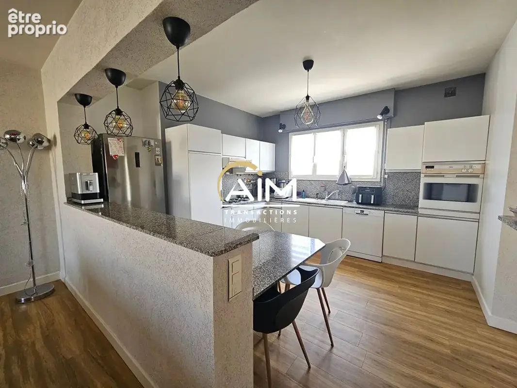 Maison 265 m² Montlouis Sur Loire - photo 4