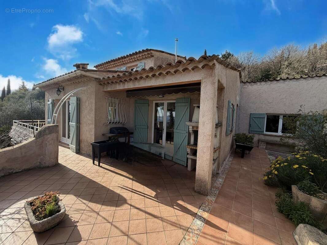 Photo 2 - Maison à SEILLANS