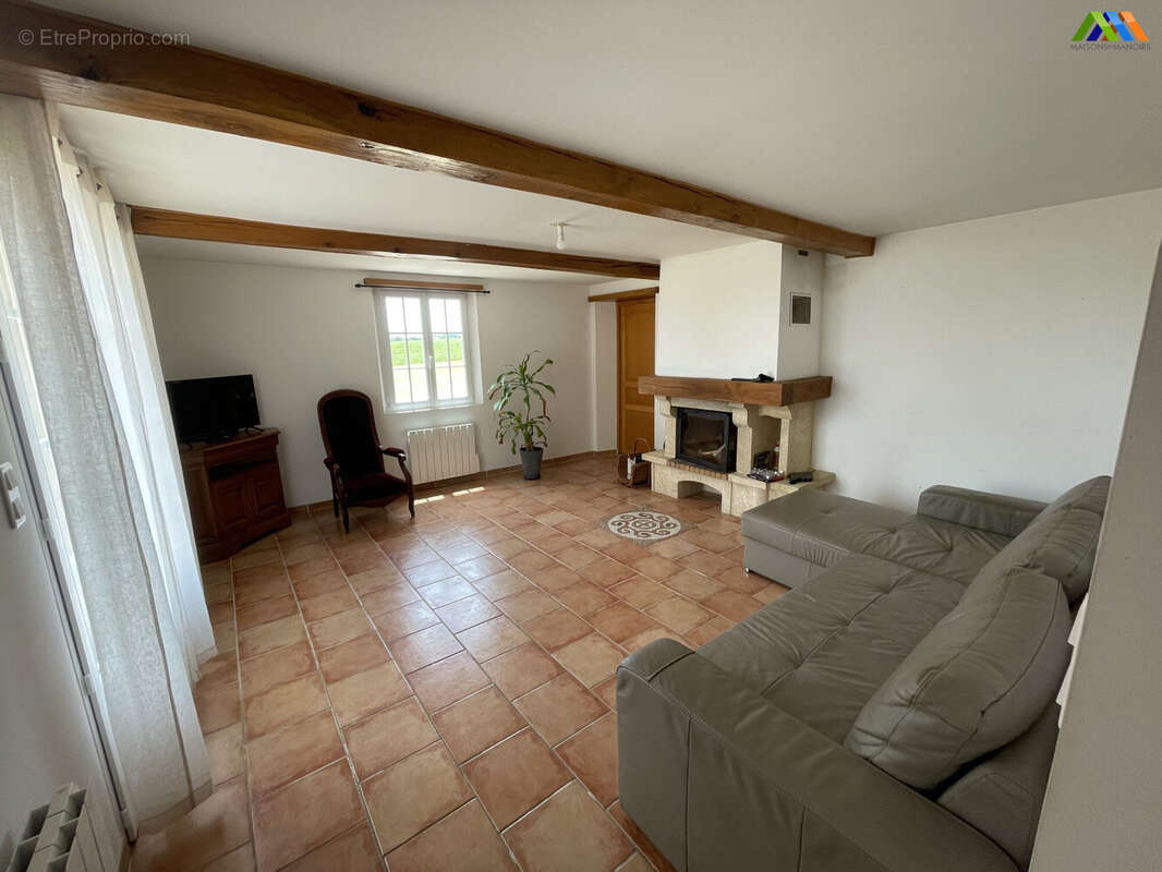 Maison 266 m² à Barcugnan  - photo 2
