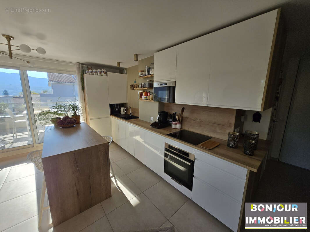 Appartement à RIVES