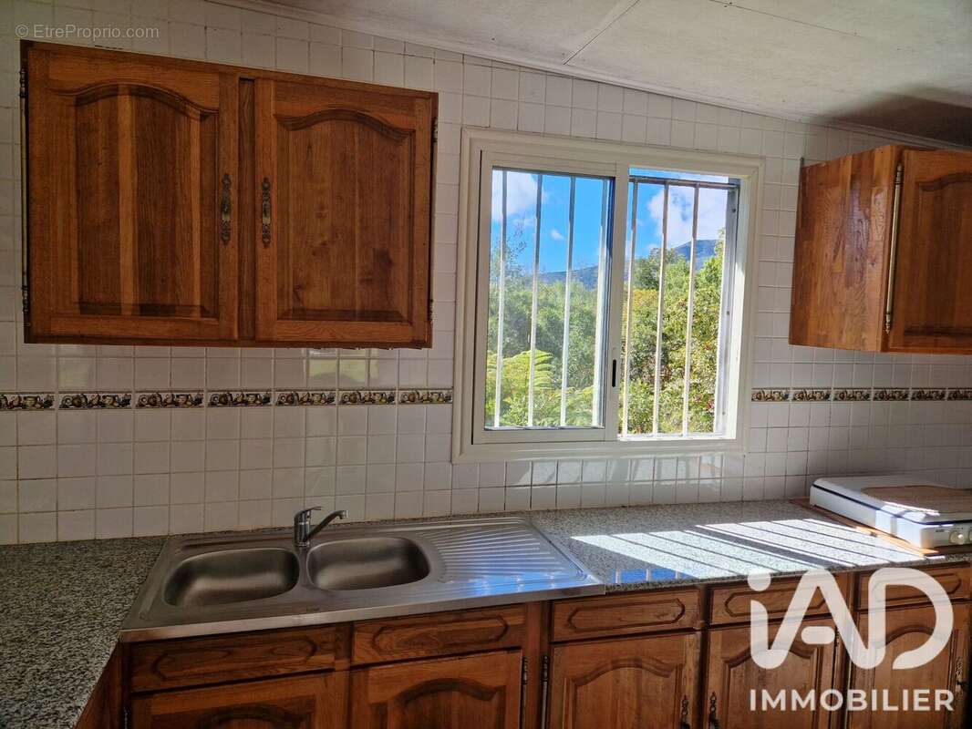 Maison 130 m² à La Plaine-Des-Palmistes  - photo 8