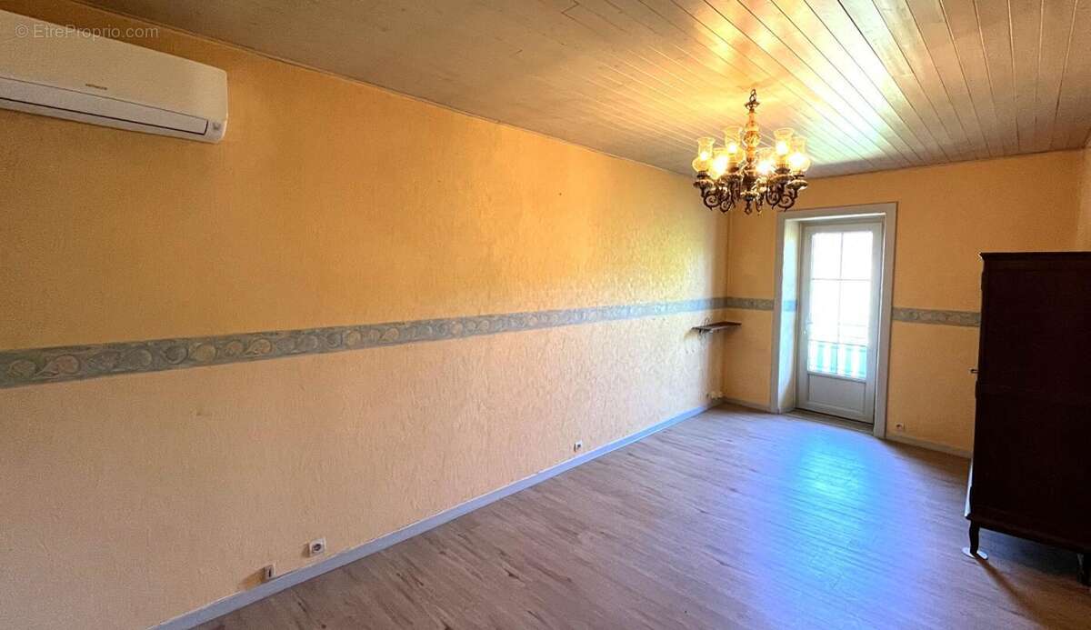Au coeur de la vallée du Suran - Maison avec 3 chambres et terrain attenant - photo 6