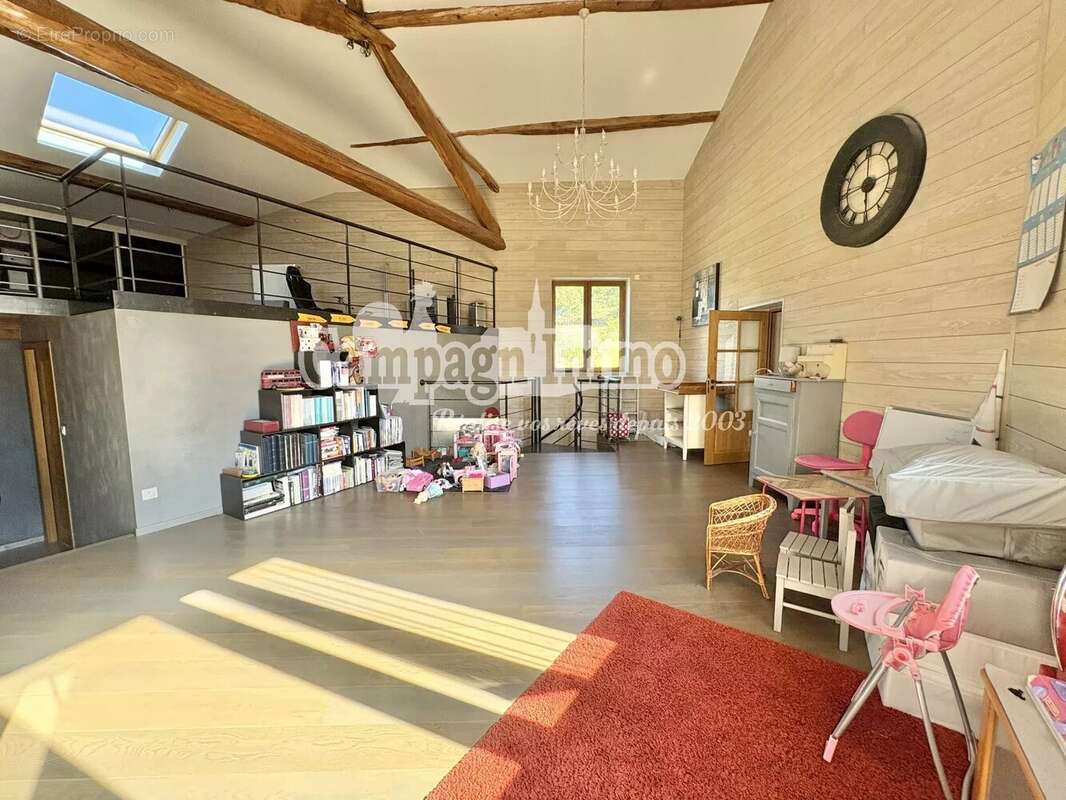 Maison à LONGESSAIGNE