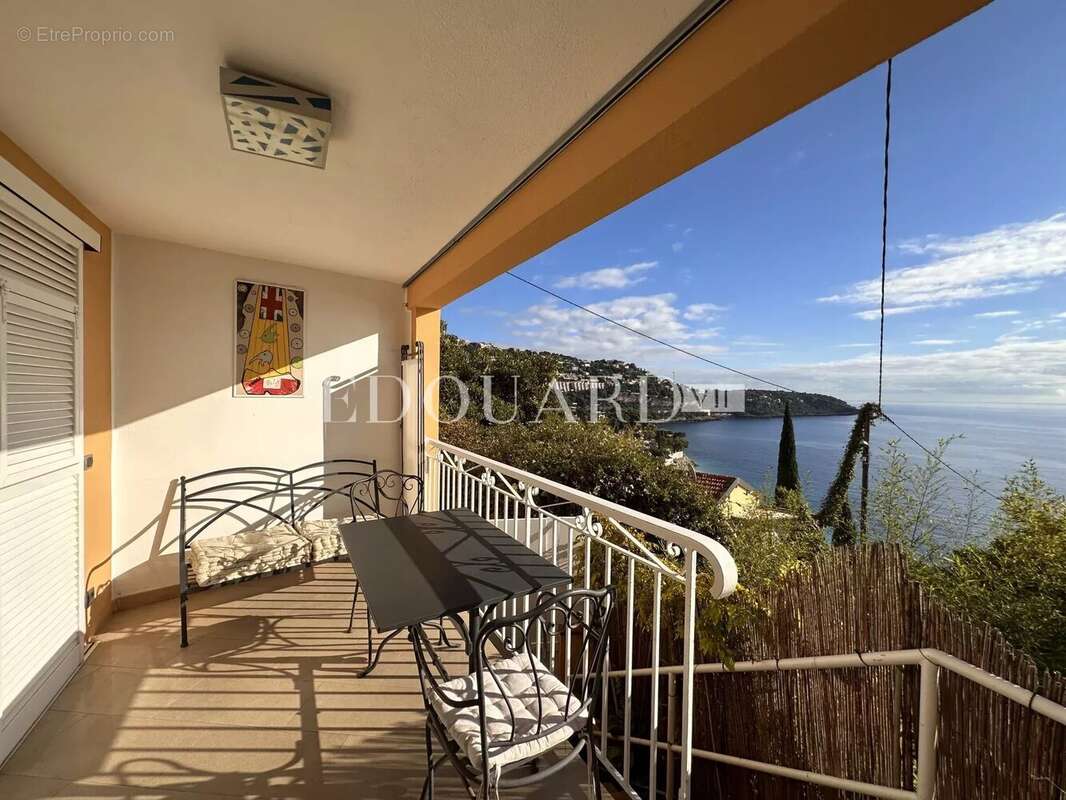 Appartement à ROQUEBRUNE-CAP-MARTIN