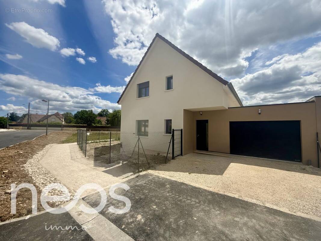 Maison à BRETIGNY